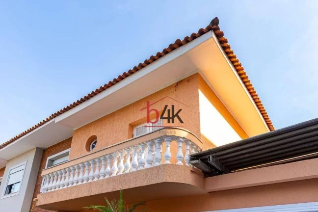 Imagem Casa 220 m² à venda, 4 dormitórios no J ardins 4