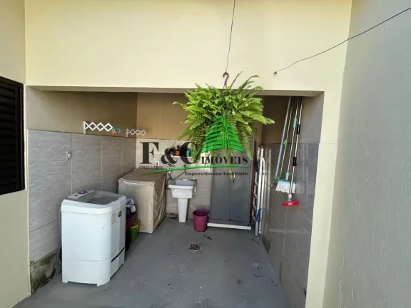 Imagem Casa para Venda em Limeira, Jardim Residencial Guimarães, 3 dormitórios, 1 banheiro, 2 vagas