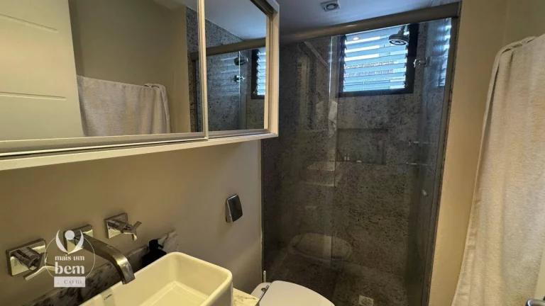 Imagem Apartamento com 2 dormitórios à venda, 82 m² por R$ 570.000,00 - Batel - Curitiba/PR