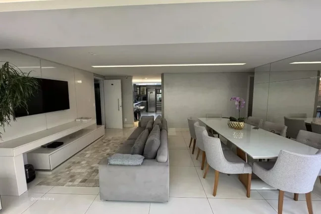 Imagem Este espaçoso apartamento de 179 metros quadrados é ideal para quem busca conforto e praticidades....
