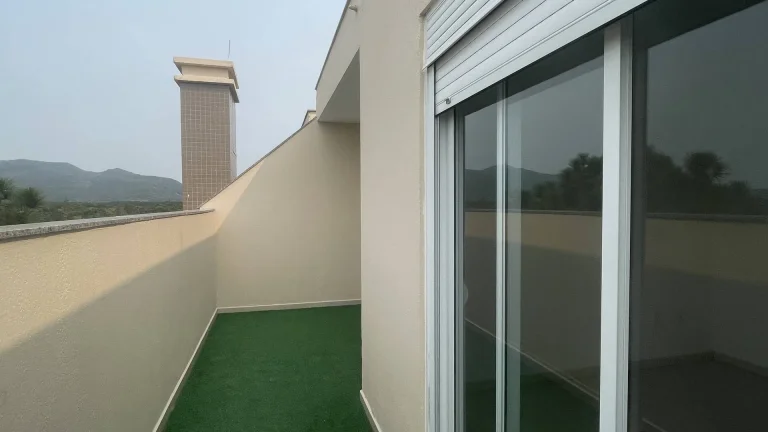 Imagem Apartamento 3 dormitórios locação anual em Canasveiras