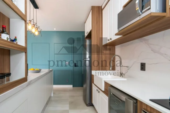 Imagem Pinheiros apto reformado, 2 suites, 2 vagas, varanda gourmet