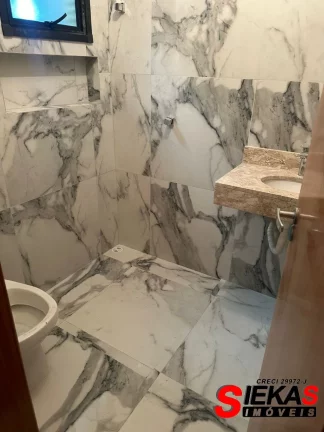 Imagem Imperdível! Casa à venda na Penha de França, São Paulo-SP: 3 quartos, 1 sala, 1 banheiro, 2 vagas de garagem, 130,00 m².