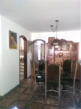 Imagem Casa à venda com 3 quartos, sendo 1 suíte, em Jaguaré, São Paulo - SP