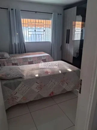 Imagem Vende-se casa com 3 quartos e piscina no bairro Beija-Flor II, em Uberaba