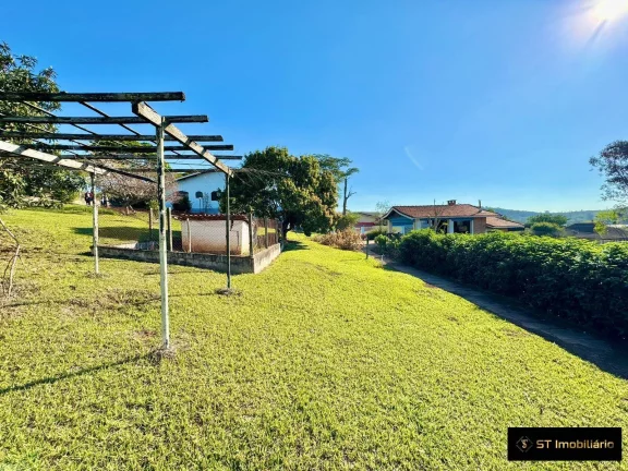 Imagem Incrível Chácara em Condomínio Atibaia 2000m² ou 3000m²! Financiamento!
