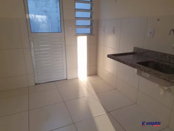 Imagem VENDO CASA 2/4 EM CONDOMÍNIO NO SIM