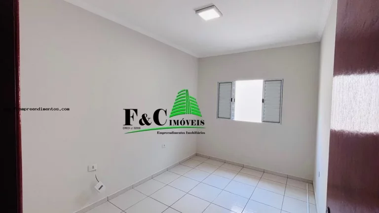 Imagem Casa para Venda em Limeira, Jardim Residencial Guimarães, 2 dormitórios, 1 banheiro, 2 vagas