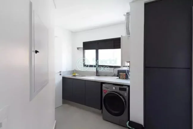 Imagem Ótima localização! Excelente planta 168 metros 4 dormitórios 3 suítes 4 banheiros 2 vagas Pisci...