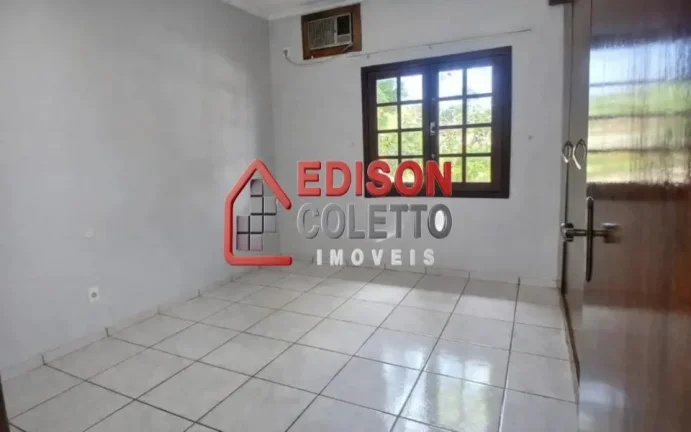Imagem Casa com 3 Quartos e 3 banheiros para Alugar, 129 m² por R$ 3.000/Mês