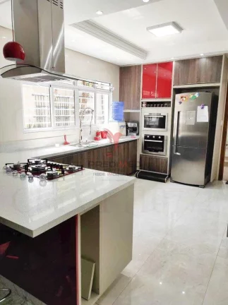 Imagem Sobrado reformadocom 3 Quartos,2 Vagas e quiosque com Churrasqueira.Bairro Jardim da Saúde