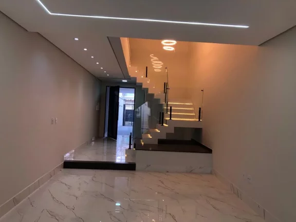 Imagem Imperdível casa à venda em São Paulo-SP, na Vila Prudente! 3 quartos, 3 suítes, 1 sala, 2 banheiros, 3 vagas de garagem. Confira!