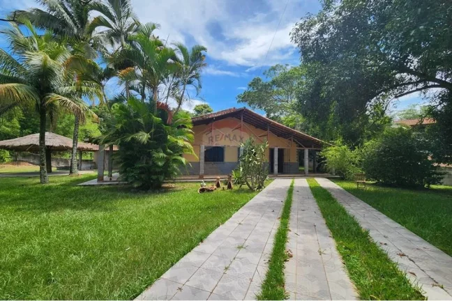 Imagem Casa colonial, com 3 quartos, uma suíte, 1050m.