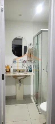 Imagem Apartamento com 57 m², mobiliado, composto por 2 dormitórios, sendo 1 suíte, 2 banheiros, sala co...