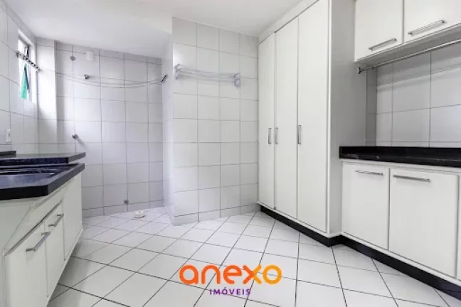 Imagem Apartamento com 3 dormitórios no bairro Vila Nova para locação.