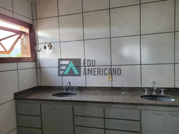 Imagem Ótimo sobrado VILA SANTISTA, Atibaia com vista privilegiada, 3 dormitórios piscina rua tranquila