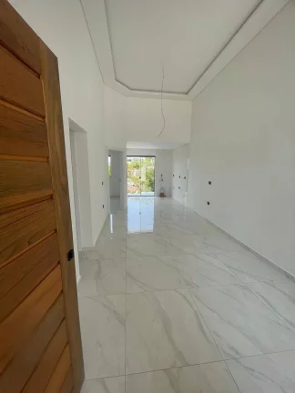 Imagem Linda Casa na Fazenda Rio Grande - Imóvel Novo