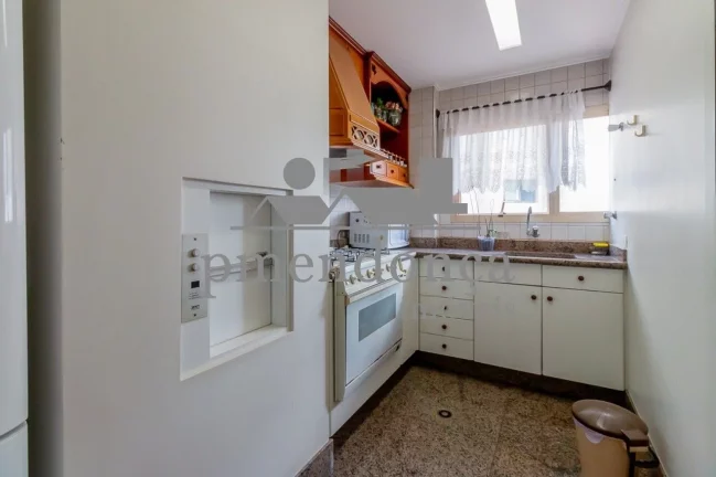 Imagem Maravilhosa Cobertura Duplex em Higienópolis com 580m², 4 suítes e 5 vagas.