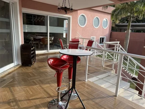 Imagem Jd Colonial - Nova, moderna, 4 suítes e 7 vagas cobertas!