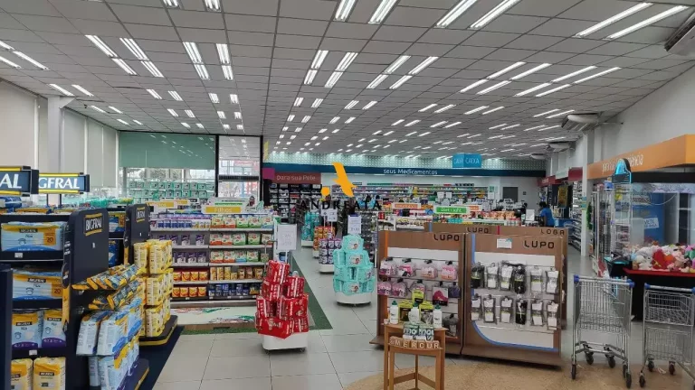 Imagem Av. das Américas - Recreio - Predio comercial no melhor local do Recreio!!! Possibilidade de venda integral ou de unidades!!!