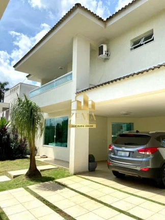 Imagem Sobrado Amplo, 04 Sts, excelente configuração e acabamentos, vila oliveira.