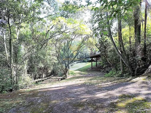 Imagem Casa em Condomínio a Venda no bairro Granja Viana - Jandira, SP