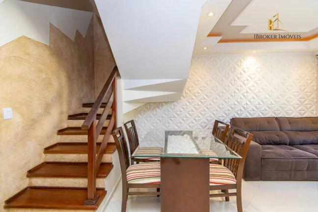 Imagem Sobrado SEMIMOBILIADO com 2 quartos + ático à venda, 108 m² por R$ 499.000 - Xaxim - Curitiba/PR