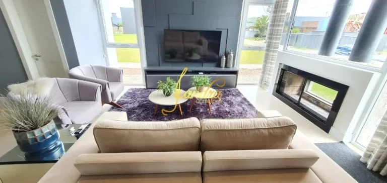 Imagem Casa térrea em condomínio fechado mobiliada e decorada 160m2