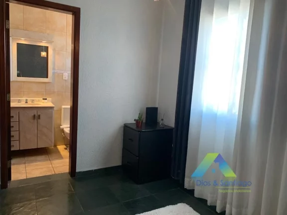 Imagem Sobrado com 03 suites e 05 vaga de garagem- Ipiranga