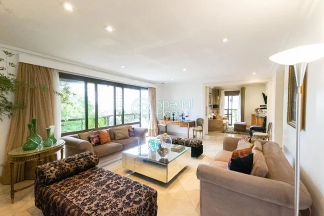 Imagem Lindo apartamento de alto padrão, com ambientes bem planejados, com uma excelente localização em ...
