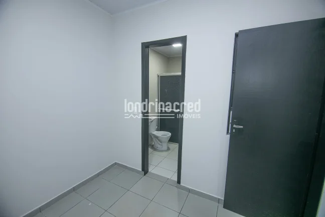 Imagem Excelente Sobrado Geminado à Venda na Parte Alta do Bairro: 4 Dormitórios, Espaço Gourmet, Suíte no Térreo, Garagem para 2 Carros e Localização Privilegiada!