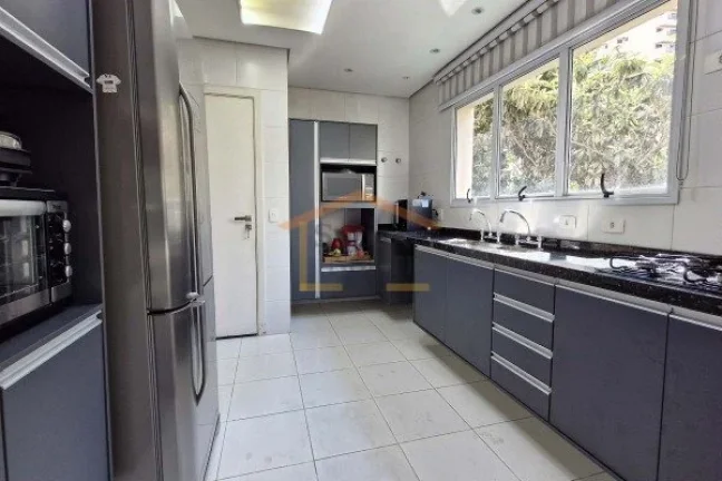 Imagem Apartamento com 116m², 3 dormitórios, sendo 1 suite, 3 banheiros, sendo 1 lavabo. Sala para dois a...