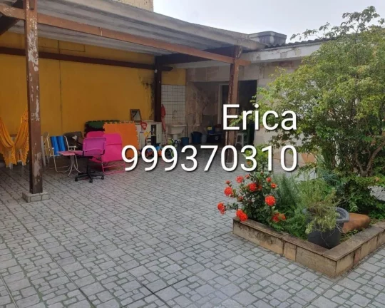 Imagem Casa térrea, com 3 quartos, 2 vagas, amplo quintal FL11