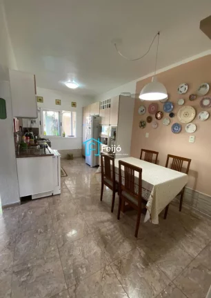 Imagem Casa 5 dormitórios com 2 suítes, com piscina, churrasqueira no bairro Partenon/Jardim Botânico