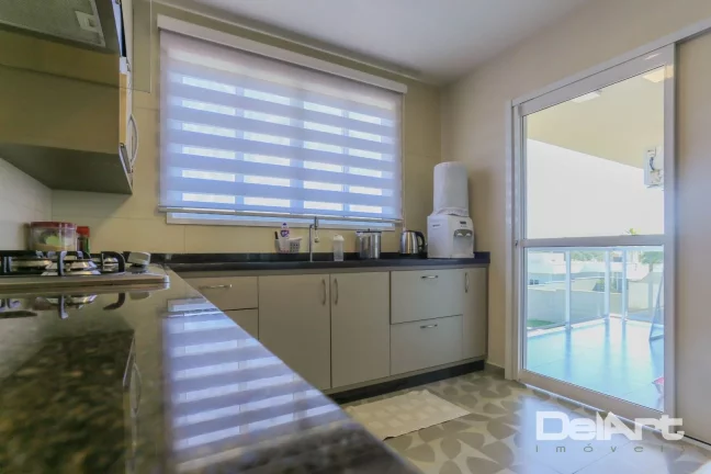 Imagem CASA RESIDÊNCIAL EM CONDOMÍNIO FECHADO (alto padrão) - Com PISCINA AQUECIDA em Mafra/SC - 237.00m2 de construção - 535,00m2 de Terreno.