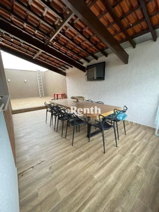 Imagem Casa com 3 dormitórios à venda, 600 m² por R$ 1.800.000,00 - Jardim América - Rio Claro/SP