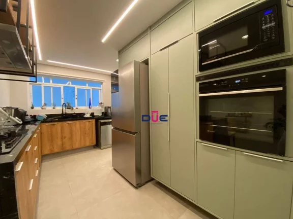 Imagem Apartamento com 3 dormitórios à venda, 197 m² por R$ 1.850.000,00 - Boqueirão - Santos/SP