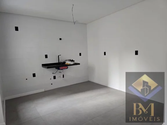 Imagem Lindo apartamento em prédio 2 andares com elevador.
