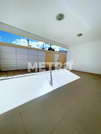 Imagem Casa à venda no bairro Caminho do Sol com 4 suítes, gourmet , PETROLINA-PE