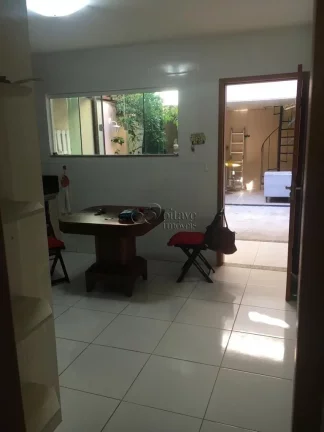 Imagem Linda casa venda Jardim Vitória com 3 quartos sendo uma suíte e quarto anexo fora da casa. Área de lazer churrasqueira. 400 mil. Aceita financiamento.