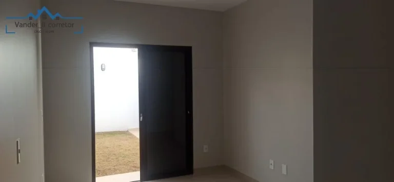 Imagem Imperdível Casa à Venda em Toledo-PR 3 Quartos, 1 Suíte, 2 Salas, 3 Banheiros, 3 Vagas Jardim Pancera 90m²