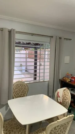 Imagem  CASA 2 QUARTOS C/ 91,35M² - SÃO PEDRO DA ALDEIA/RJ - 360 m² de área terreno, 91,35 m² de área construída LEILÃO ÚNICO 12/01/2026 - VALOR INICIAL DE VENDA: R$ 255.000,00 Composição Interna/Vaga: Dormitórios: 2, Banheiros: 1, Salas: 1, Copas: 1, Var