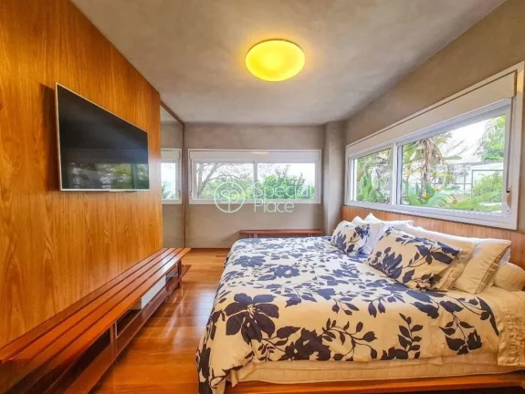 Imagem Apartamento com 237m² em Perdizes Totalmente reformado e pronto para morar em localização cobiça...