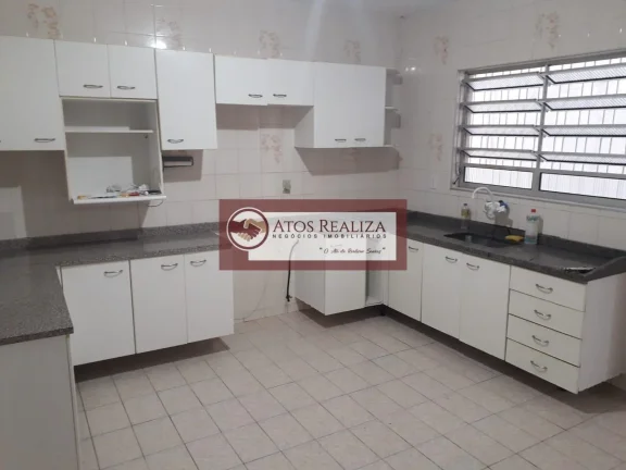 Imagem Casa à Venda no Jardim Guanhembu, SP - 2 Quartos, 2 Banheiros
