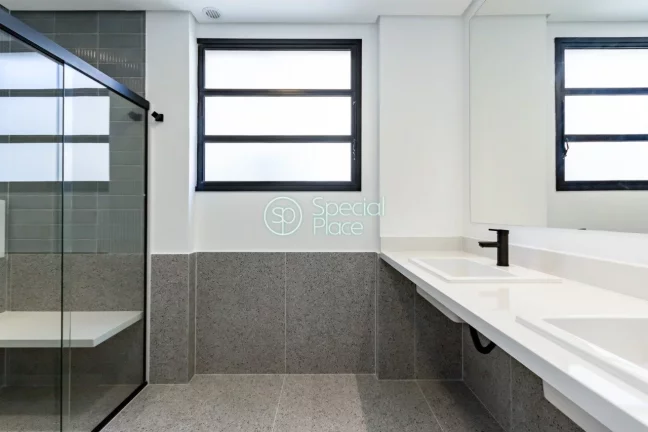 Imagem 1 Vaga de Garagem 1 Depósito no Subsolo 212 m² de área construída 3 suítes Lavabo Sala ampla pa...