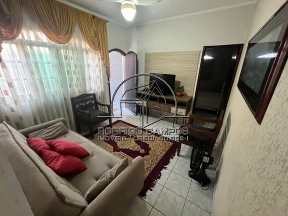 Imagem Espaçosa Casa Geminada 2 Quartos em Vila Assunção - Praia Grande
