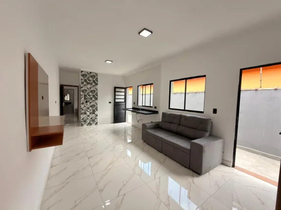 Imagem Casa para Venda em Itanhaém, Tupy, 2 dormitórios, 1 suíte, 1 banheiro, 2 vagas