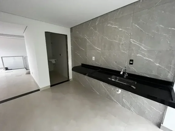 Imagem Cobertura à venda em Barbacena, Caiçaras, com 3 quartos, 116m2