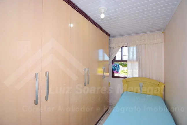 Imagem Casa de alvenaria com 4 Dormitórios a 50m da Lagoa dos Freitas - BalneárioRincão/SC