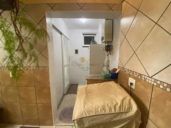 Imagem Casa em Condomínio para Venda em Teresópolis / RJ no bairro Ermitage